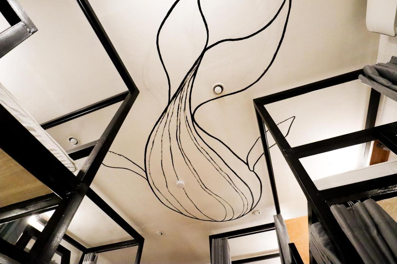 Ocean Breeze Hostel By Daily Sweet Moalboal Bagian luar foto